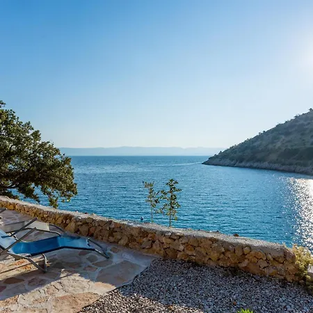 Hidden Gem By Nono Ban فيلة بول