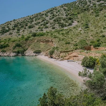 Hidden Gem By Nono Ban فيلة