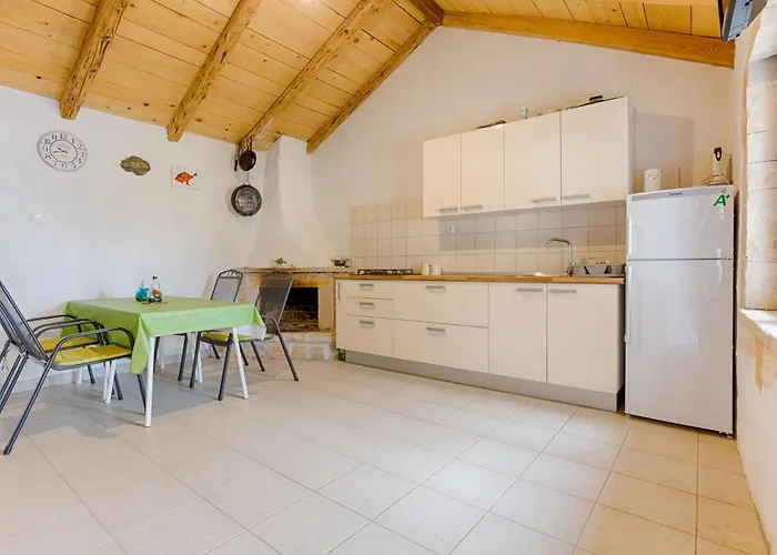 Villa Hidden Gem By Nono Ban Bol