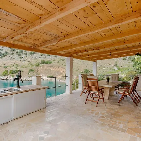 Hidden Gem By Nono Ban * 볼