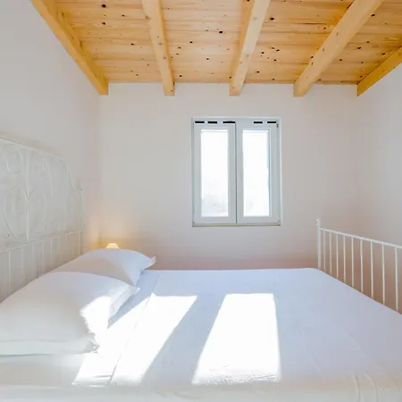 빌라 Hidden Gem By Nono Ban 볼